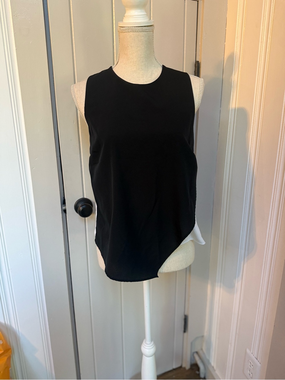 Banana Republic Black & White Sleeveless Asymmetric Shell Top